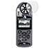 Tester de aire clim�ticos de bolsillo Kestrel 4000 le permitir� una medici�n precisa de las condicio- nes ambientales m�s importantes. Por su dimensi�n y escaso peso, este anem�metro clim�tico es una verdadera estaci�n meteorol�gica m�vil que puede ser empleada en cualquier lugar.