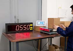 Gran pantalla WLAN para la balanza para env&iacute;os serie PCE-SI-PS