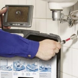 Endoscopio con c�mara usado en conductos de aguas residuales.