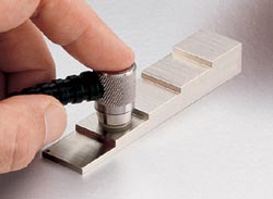 Recalibraci�n del espesimetro de materiales.