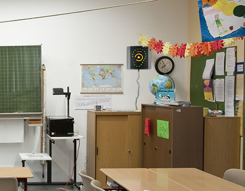 El indicador de ruido utilizándose en un aula de enseñanza