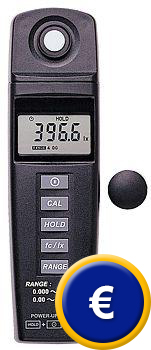 Luxómetro con sensor interno con un rango de hasta 40.000 lux.