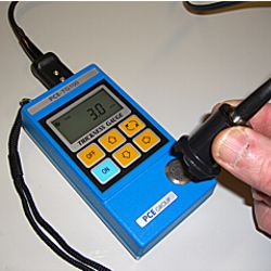 Recalibraci�n del medidor de espesores de material PCE-TG-100.