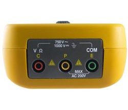 Conexiones para los cables de prueba del medidor de resistencia contra tierra.