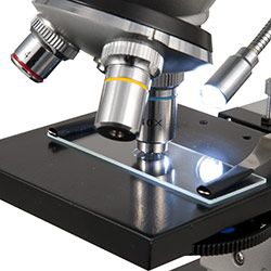 Iluminaci&oacute;n LED del microscopio LCD para estudiantes PCE-BM 100