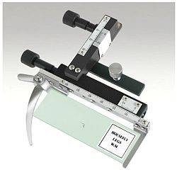 Mesa graduable en cruz con ajuste en nonios del microscopio para la enseñanza PCE-BM 200
