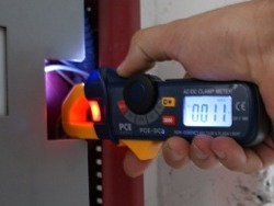 Este miliampermetro se puede utilizar para la inspeccin y el mantenimiento.