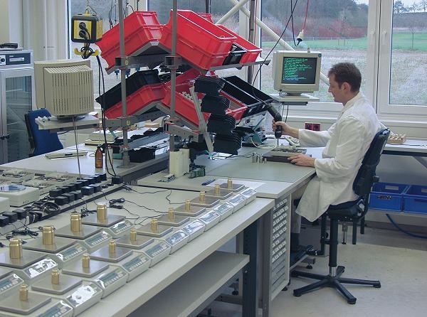 Calibracin de las balanzas en el laboratorio.