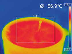 Con la cámara termográfica optris PCE PI160 se pueden registrar con exactitud en intervalos de milisegundos distribuciones de temperatura en una superficie.