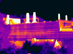 Imágenes térmicas de una planta industrial tomadas con la cámara termográfica. 