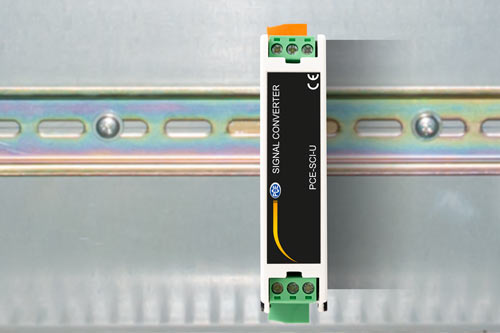 Convertidor de seal PCE-SCI-U instalado en el soporte