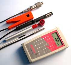 Datalogger - HOTBOX con distintos accesorios disponibles a la venta