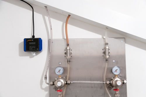 Detector de gas serie PCE-FGD en un sistema de dispensación