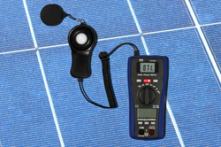 El medidor fotovoltaico en una medición de control