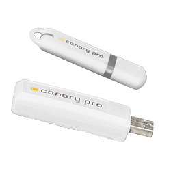 Aquí se aprecia el USB-Dongle del medidor de radón Corentium PLUS