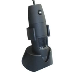 Microscopio USB con luz ultravioleta PCE-MM 200 UV en el pie de apoyo