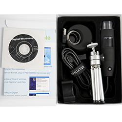 Microscopio USB con luz ultravioleta PCE-MM 200 UV contenido del envío en el embalaje de transporte