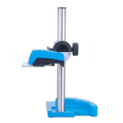 Con la columna de altura HS300 convertirá el rugosímetro de mano en un puesto fijo de medición.