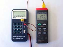 Simulador de corriente PCE-123 calibrando un TL-309