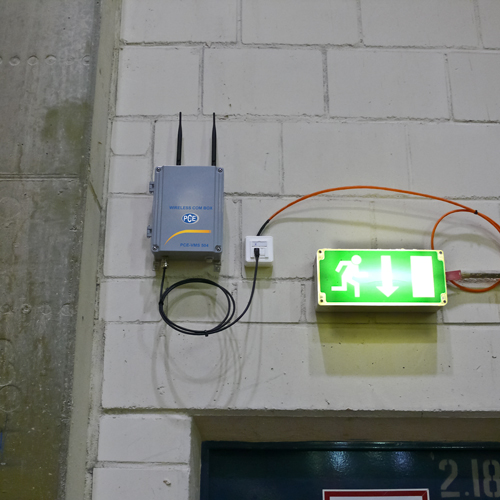 Imagen de la estación receptora del sistema de detección de vibraciones inalámbrico PCE-VMS 504